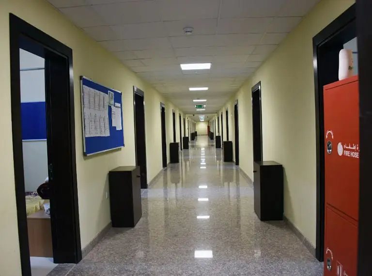 At the site and as per project requirements, remote storage and fabrication workshop facilities can be provided.